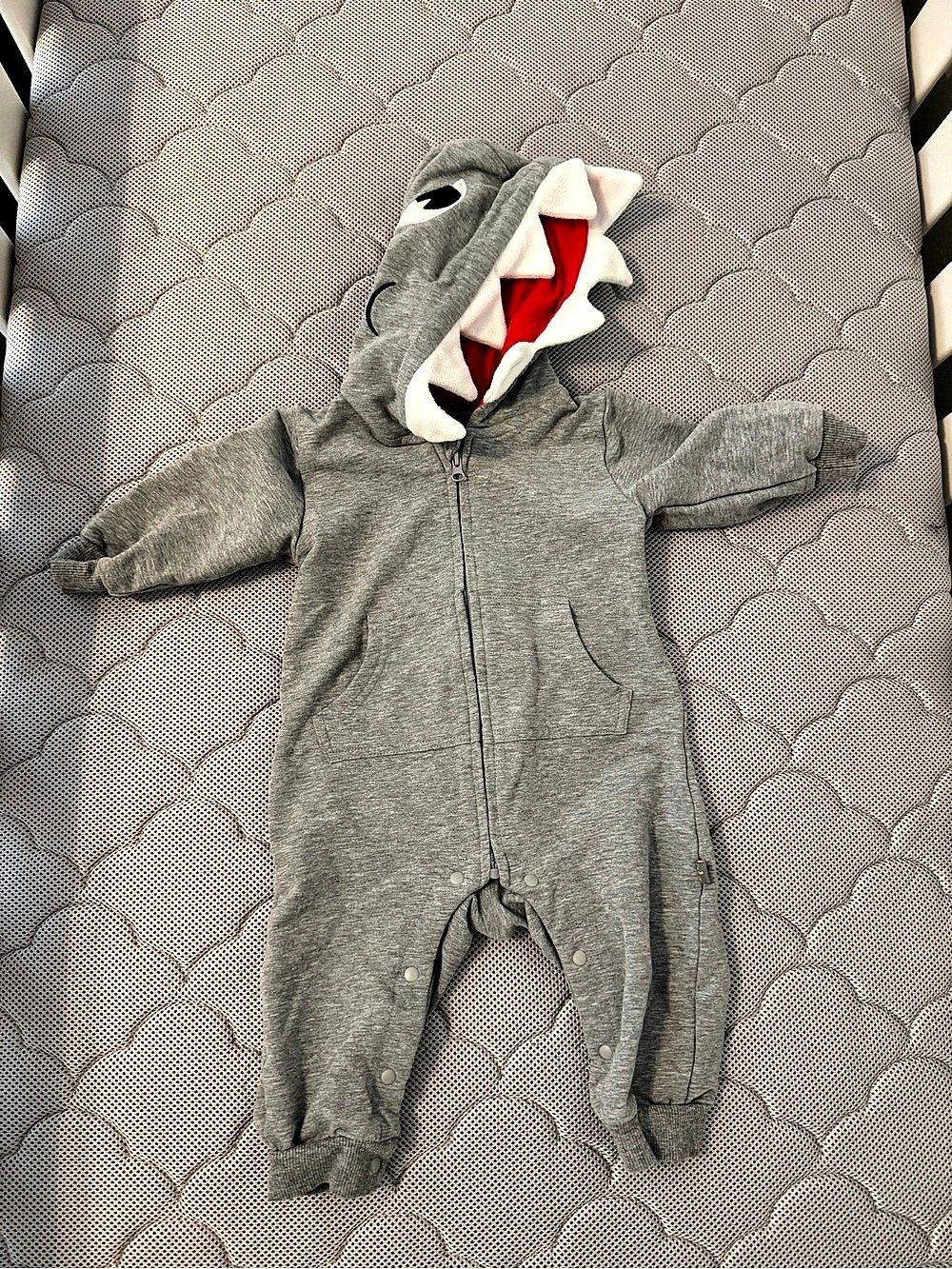 Baby Shark Halloween Costume - 6-9mo